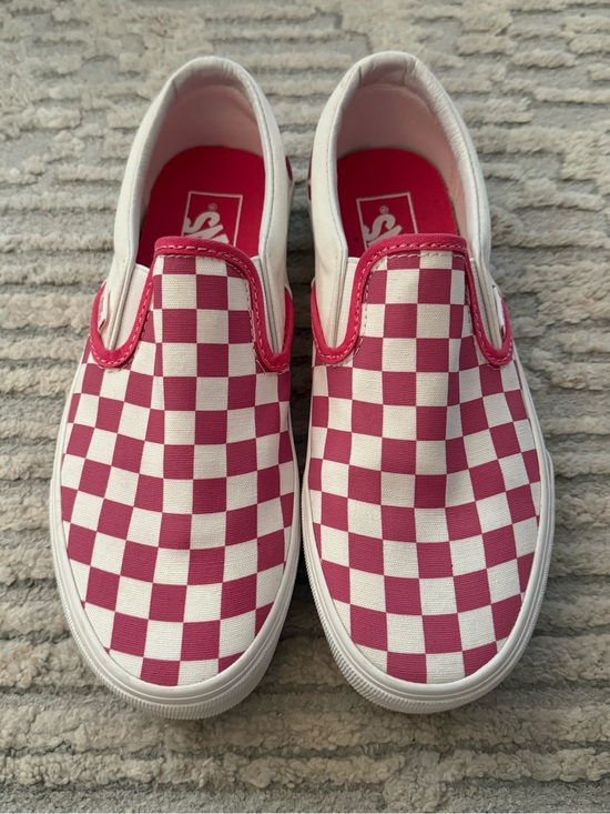 Vans Shoes - Vans new Size 7.5